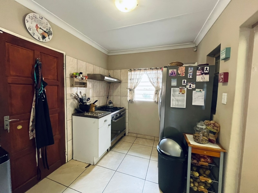 3 Bedroom Property for Sale in Protea Park North West